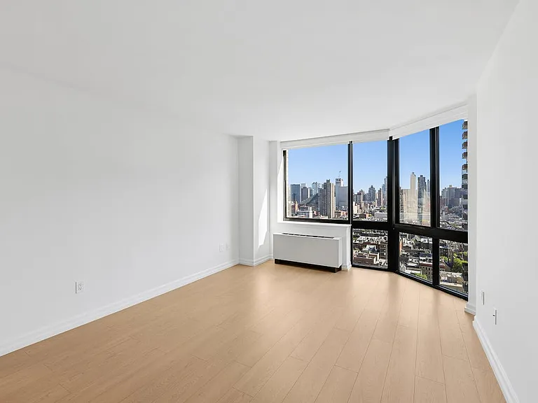 420 W 42nd St #26C — Photo 4