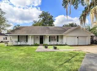 1323 Beutel Dr, Houston, TX 77055