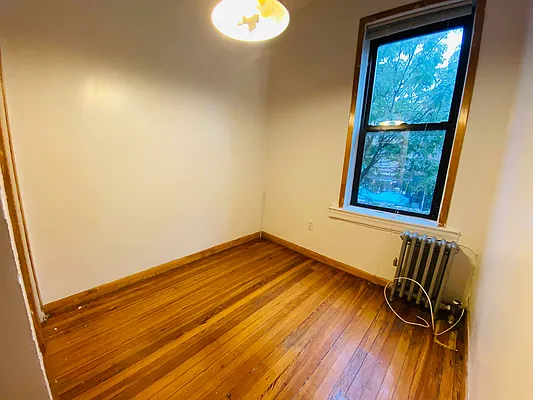 Rented by RealTegrity NY LLC | media 5