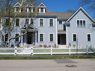 23 Holland St, Needham, MA 02492