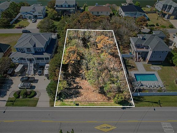 2nd image of 3020 Little Island Rd