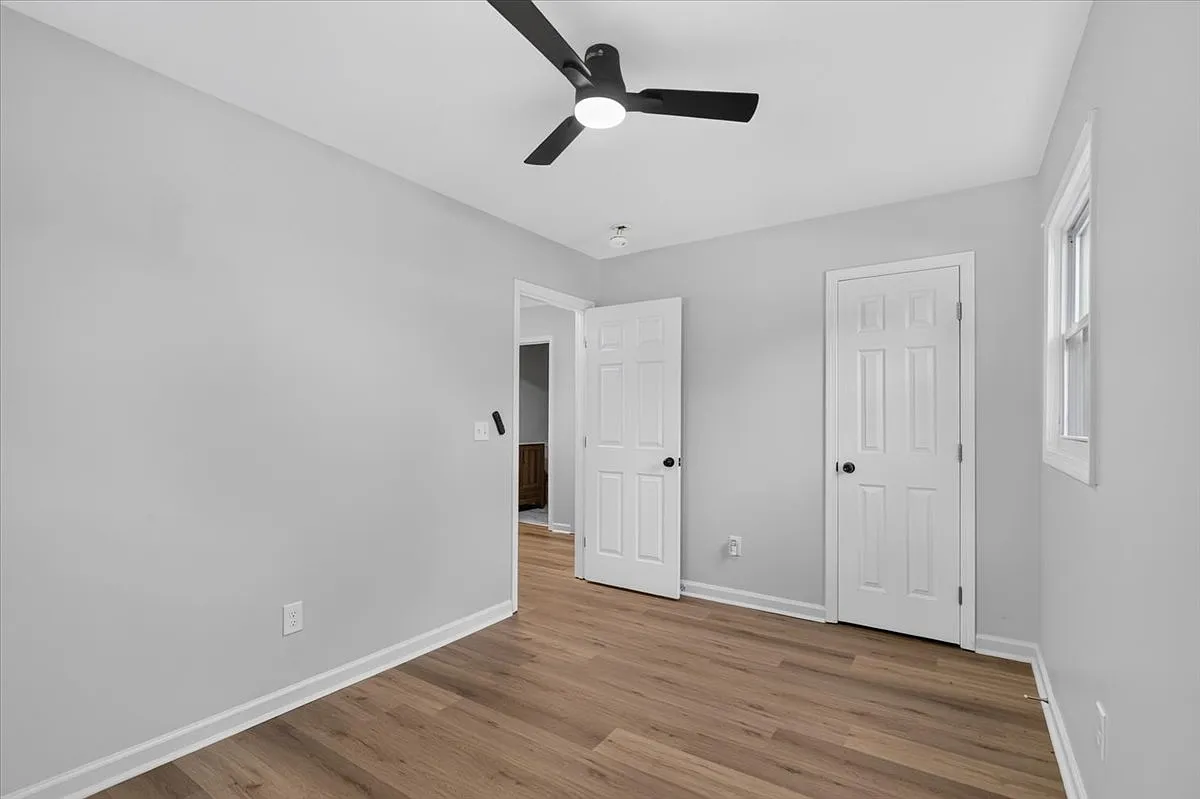 3 bed, 1026 sqft, $1,750 — Photo 4
