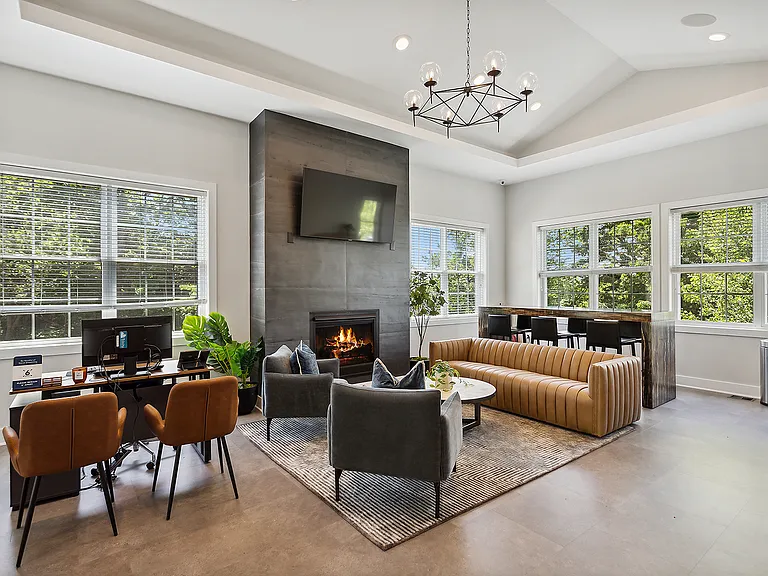 Ridgeway Place — Photo 1
