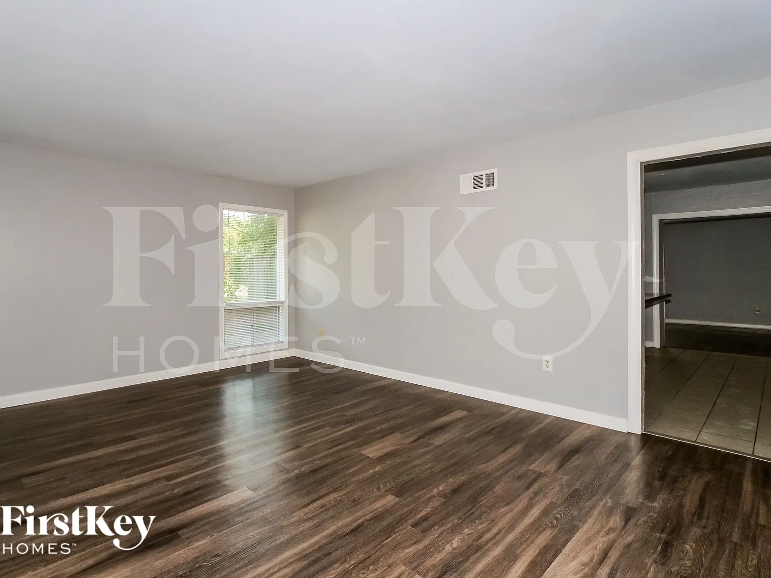 3 bed, 1.5 bath, 1893 sqft, $1,675 — Photo 3