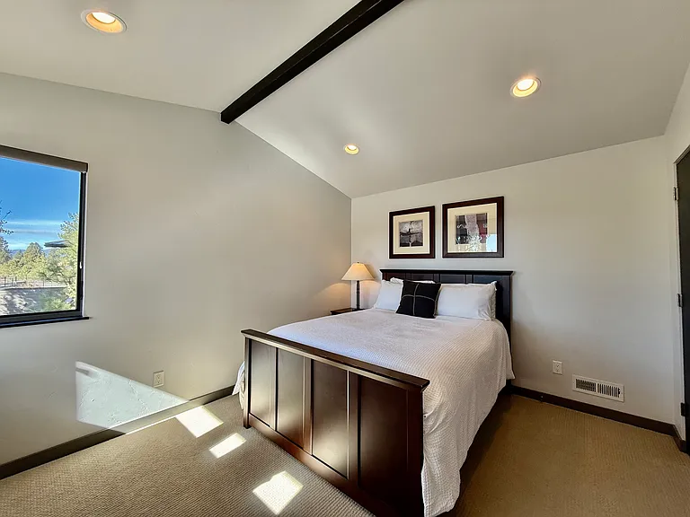 61557 Hosmer Lake Dr — Photo 23