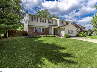 5 Champlain Rd, Marlton, NJ 08053