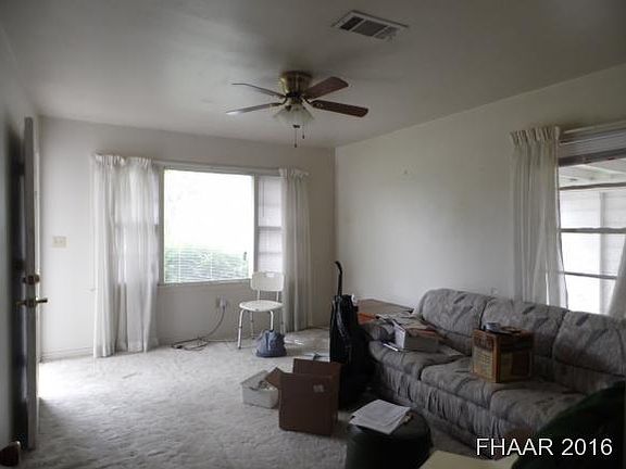 5th image of 1105 W Avenue B
