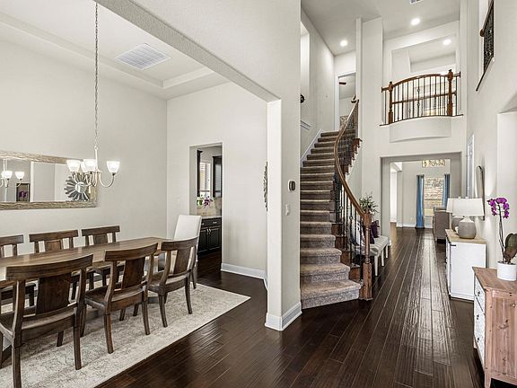 4th image of 235 Senna Dr