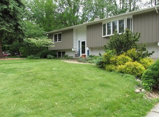 3286 Davies Ave, Green Bay, WI 54311