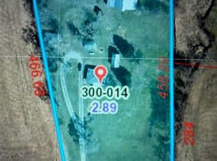 1425 E 2800th Ave, Ramsey, IL 62080