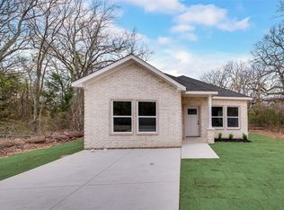 193 Eskota St, Mabank, TX 75156