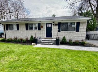 336 Starr Dr, Troy, MI