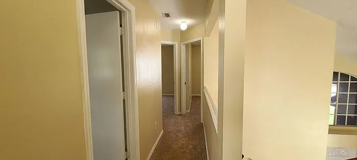 2411 Berkshire Ct — Photo 22