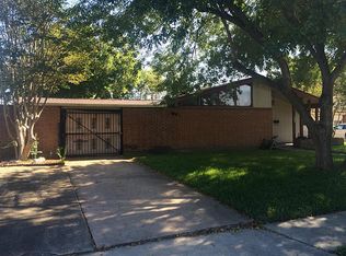 8619 Dover St, Houston, TX 77061