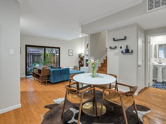 4th image of 5016 Cedar Springs Rd