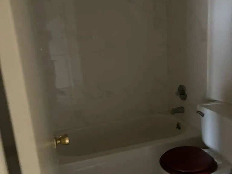 142 Orchard St #4L — Photo 4