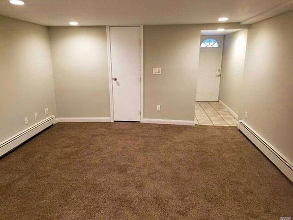 5th image of 17 Bradish Ln