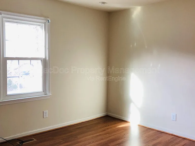 11001 Westminster Ct — Photo 6