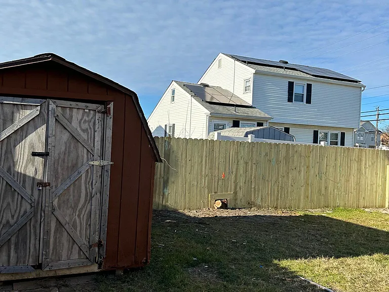 610 N Victoria Ave #A — Photo 8