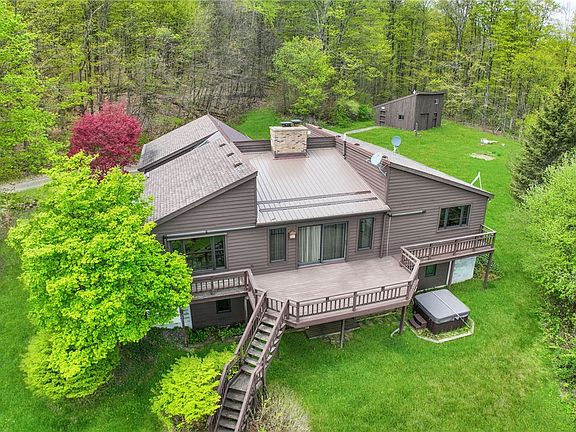 2nd image of 2359 Sessions Hill Rd