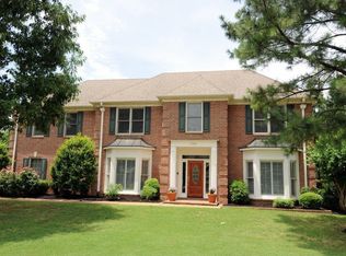 2287 Lake Page Dr, Collierville, TN 38017