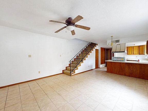 3rd image of 1633 Ebony Ave