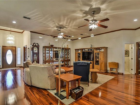 2nd image of 6400 Georgiana Ct