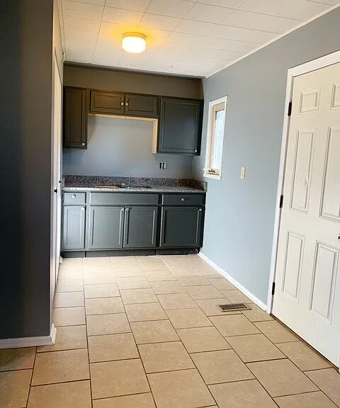 4125 Alberta St — Photo 4
