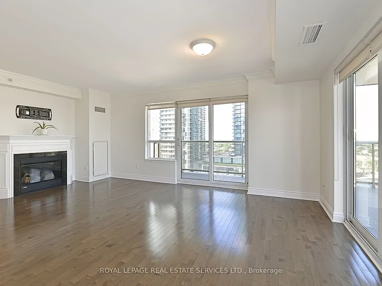 350 Princess Royal Dr #1705 — Photo 8
