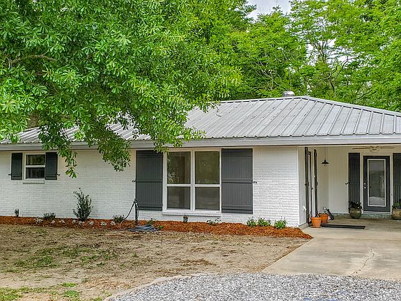 Functional shutters added. 