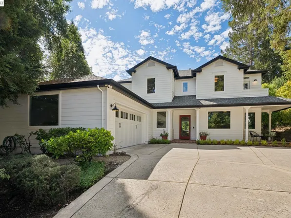 1099 Oak Hill Rd, Lafayette, CA 94549
