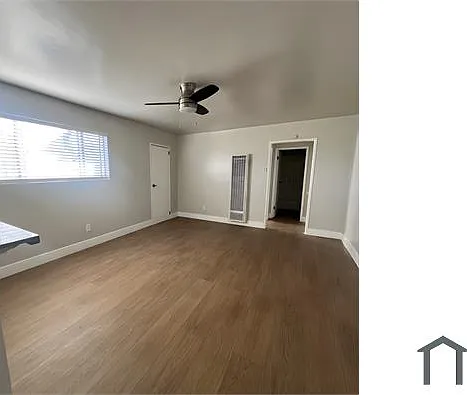 11204 S Broadway #211 — Photo 1
