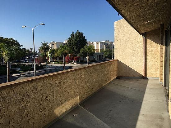 1st image of 1426 Cabrillo Ave