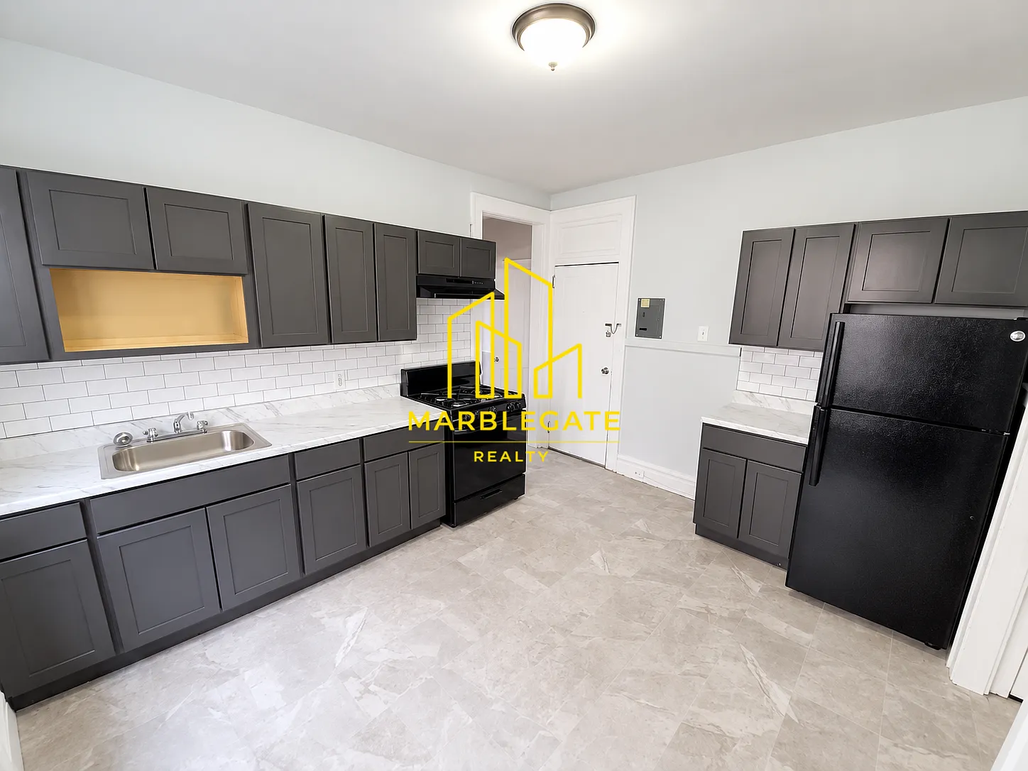 2 bed, 850 sqft, $1,850 — Photo 2