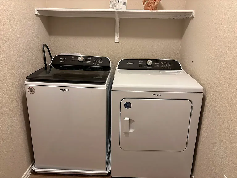In unit Washer & Dryer