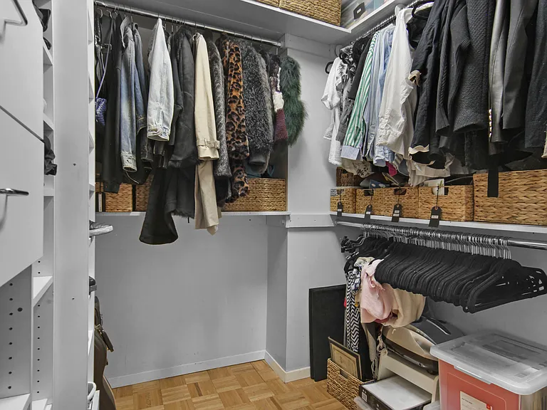 250 E 40th St #5CD — Photo 7