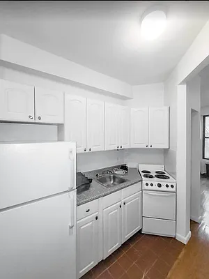 Rented by Corcoran | media 7