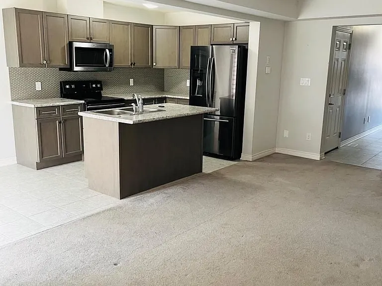 79 Heron St — Photo 4