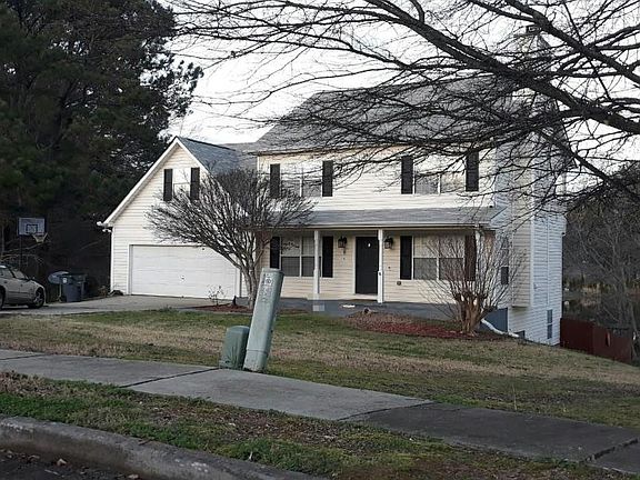 3rd image of 144 Dogwood Rdg