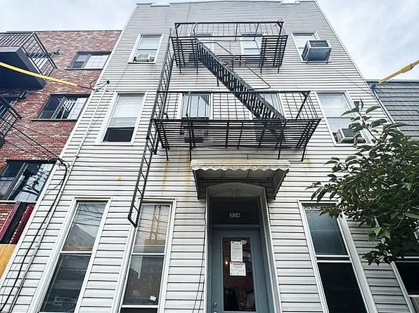 314 Stockholm St, Brooklyn, NY 11237