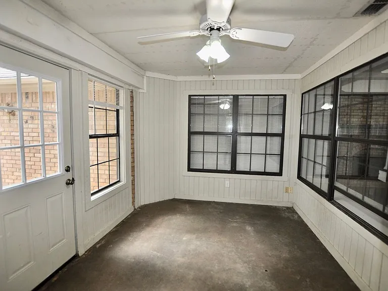 103 Kenshire Ct — Photo 18
