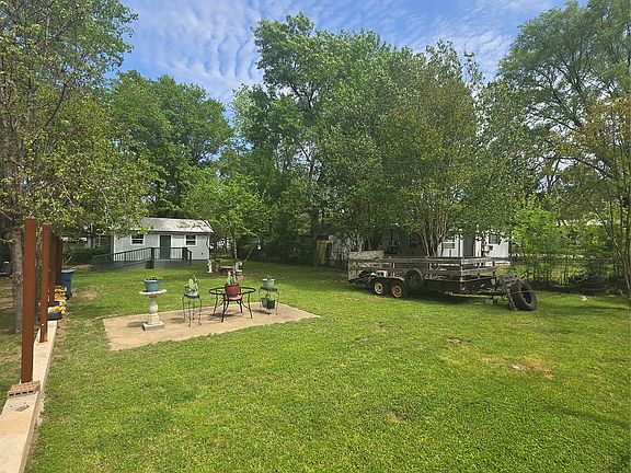 3rd image of 134 Grissom Dr