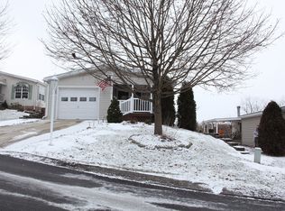 172 Rock Lake Dr, Zelienople, PA