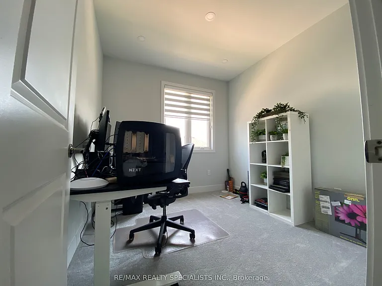 1458 Yellow Rose Cir — Photo 18