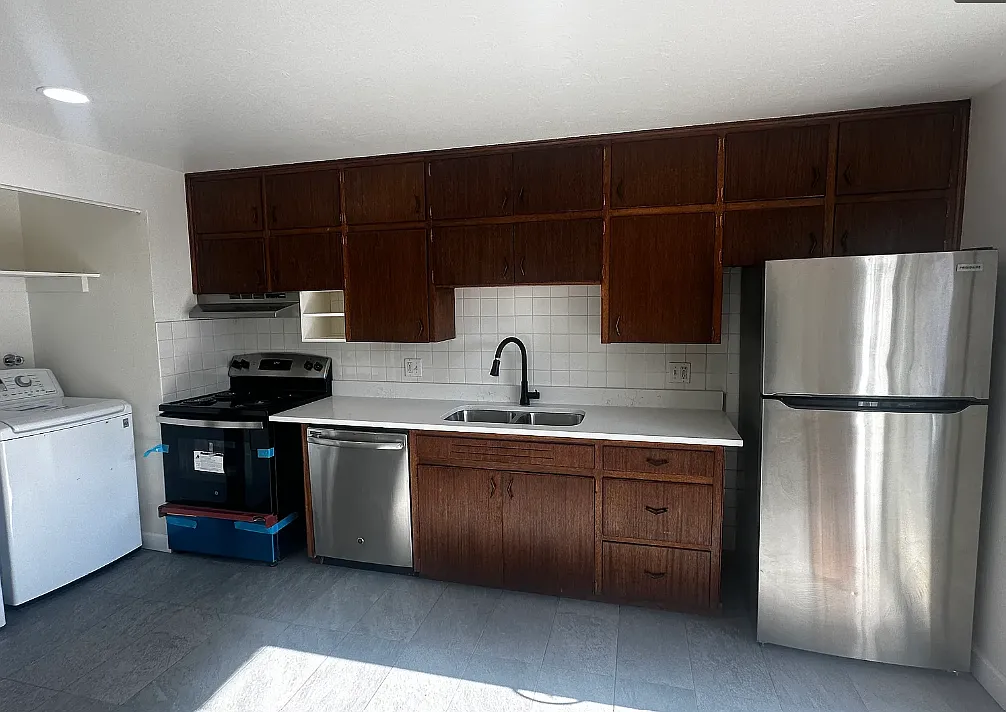 1 bed, 650 sqft, $1,610 — Photo 1