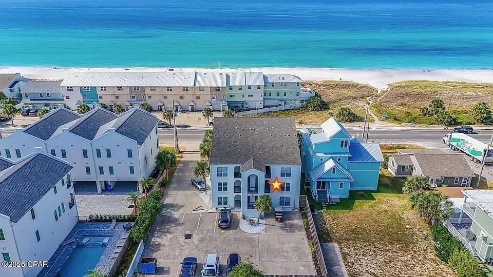 2 bed, 1.5 bath, 765 sqft, $1,900 — Photo 2