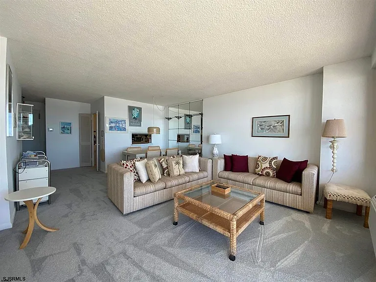 9400 Atlantic Ave #913 — Photo 7