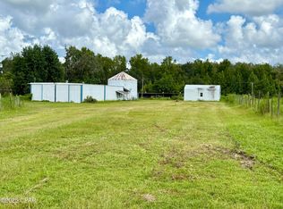 3560 Peanut Rd, Cottondale, FL 32431