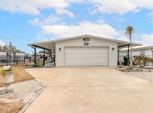 191 E Ariel Rd, Oak Hill, FL 32759