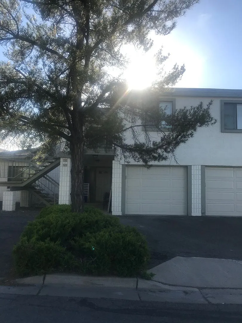 Two Bedroom Ground Floor Condo Near Prescott Airport — Photo 1